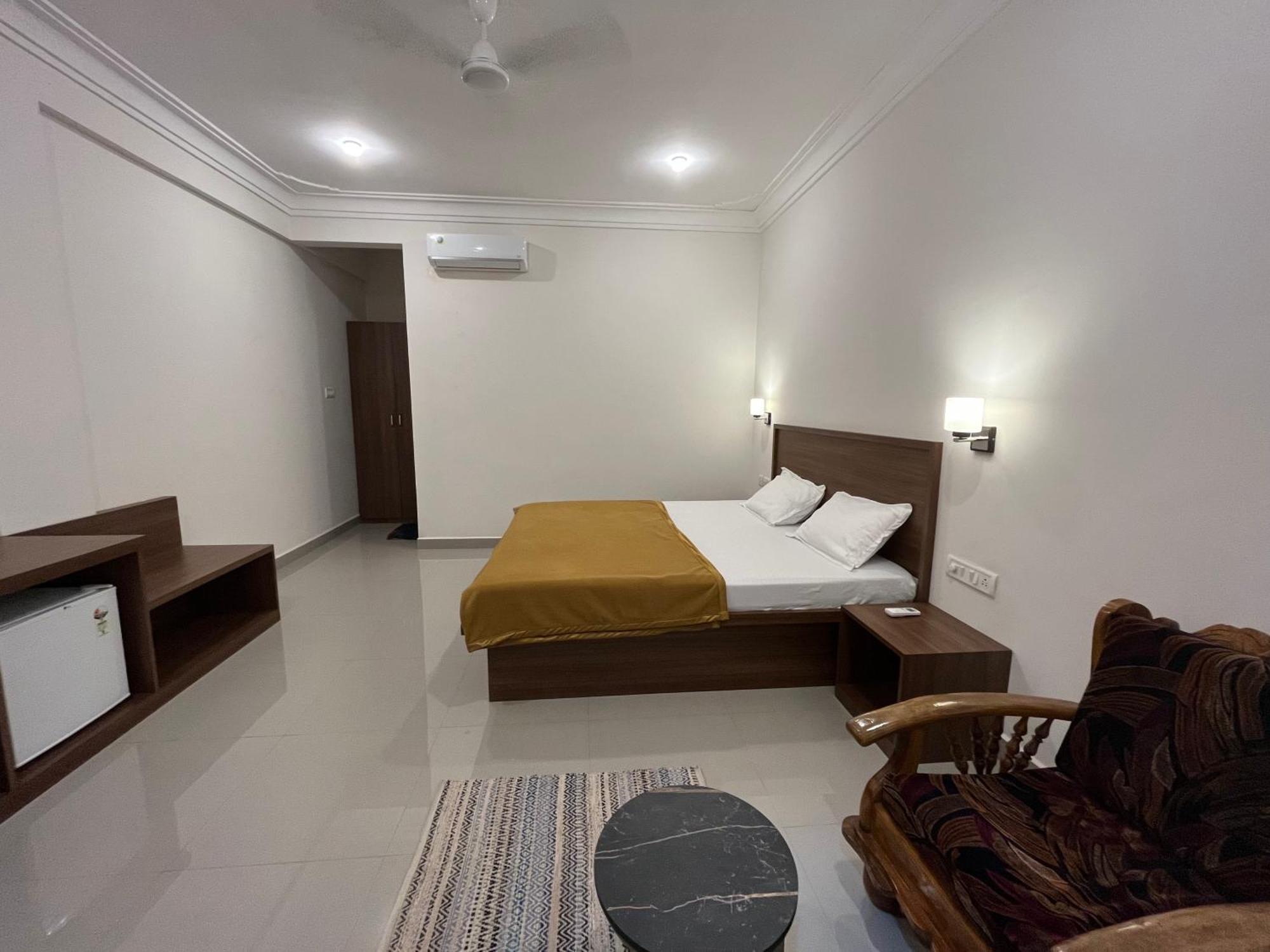 Morjim Sunset Guesthouse - 300 Meter To Morjim Beach Ngoại thất bức ảnh